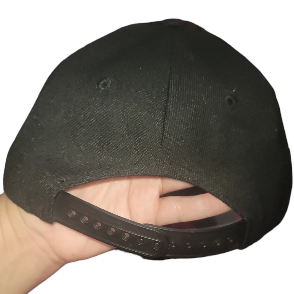 SIX FLAGS BATMAN black snap back hat baseball cap
